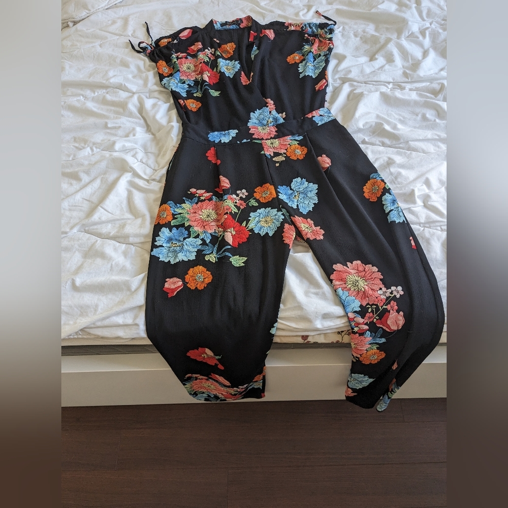 Zara jumpsuit size L